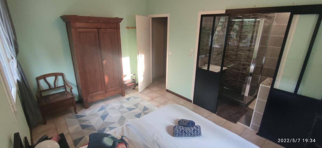 B&B En Plein Coeur De La Foret Artiguelouve Екстериор снимка