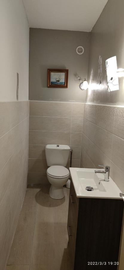 B&B En Plein Coeur De La Foret Artiguelouve Екстериор снимка