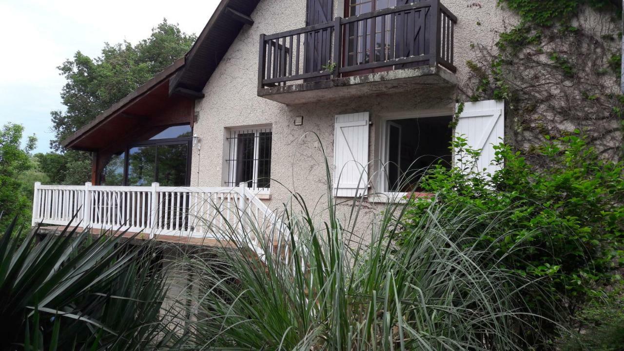 B&B En Plein Coeur De La Foret Artiguelouve Екстериор снимка