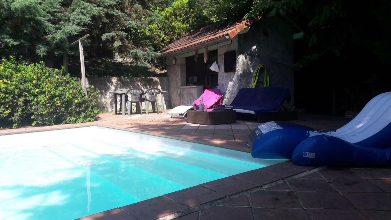 B&B En Plein Coeur De La Foret Artiguelouve Екстериор снимка